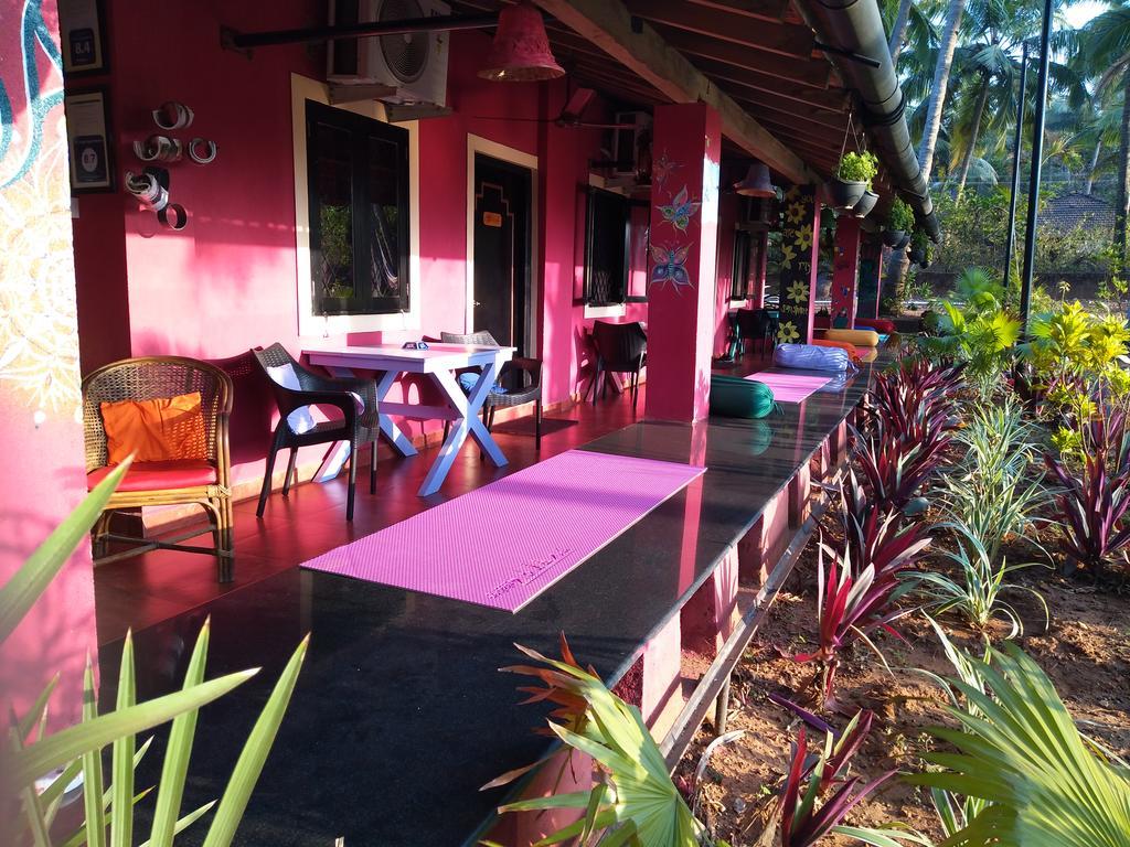 The Yuppi Hippi Hideout Hotel Anjuna Eksteriør billede