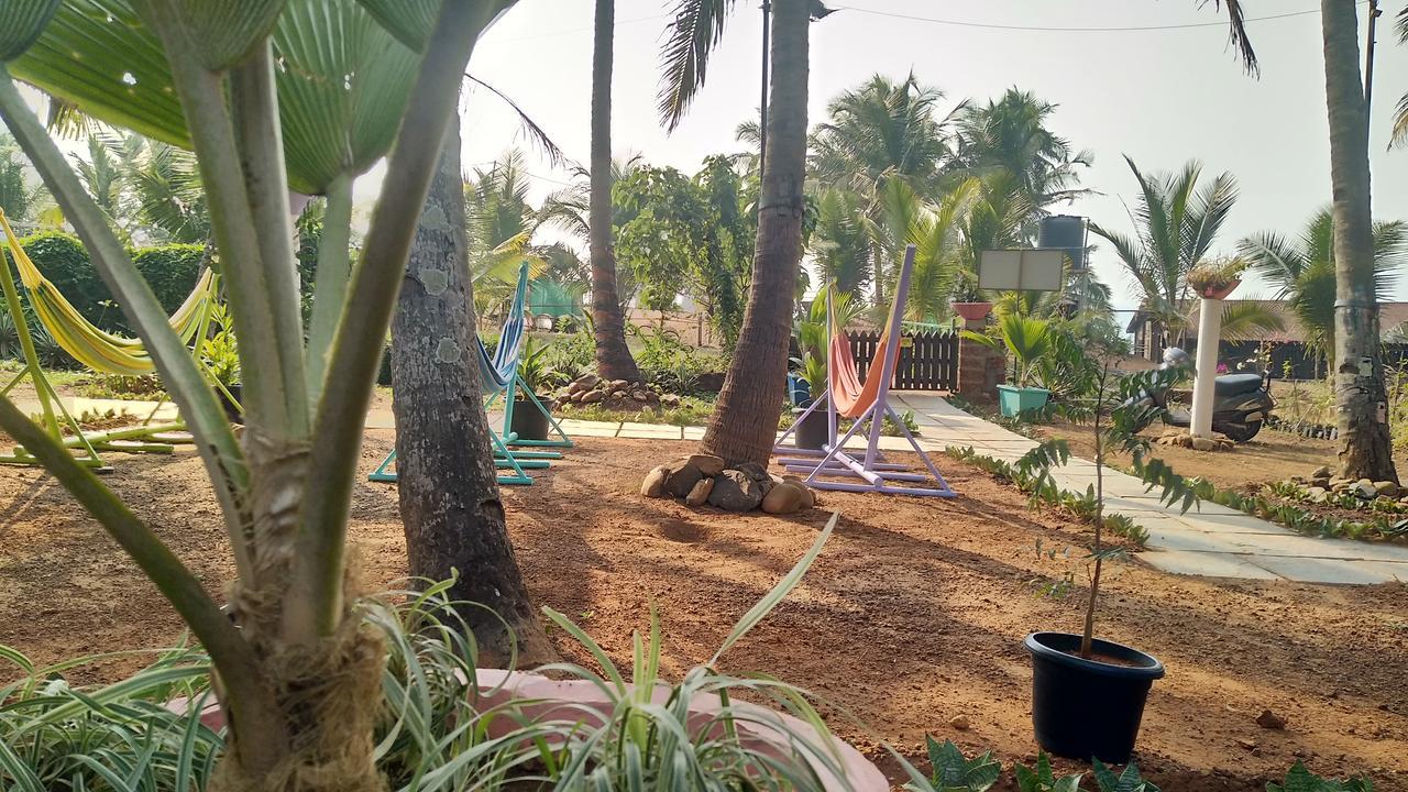 The Yuppi Hippi Hideout Hotel Anjuna Eksteriør billede
